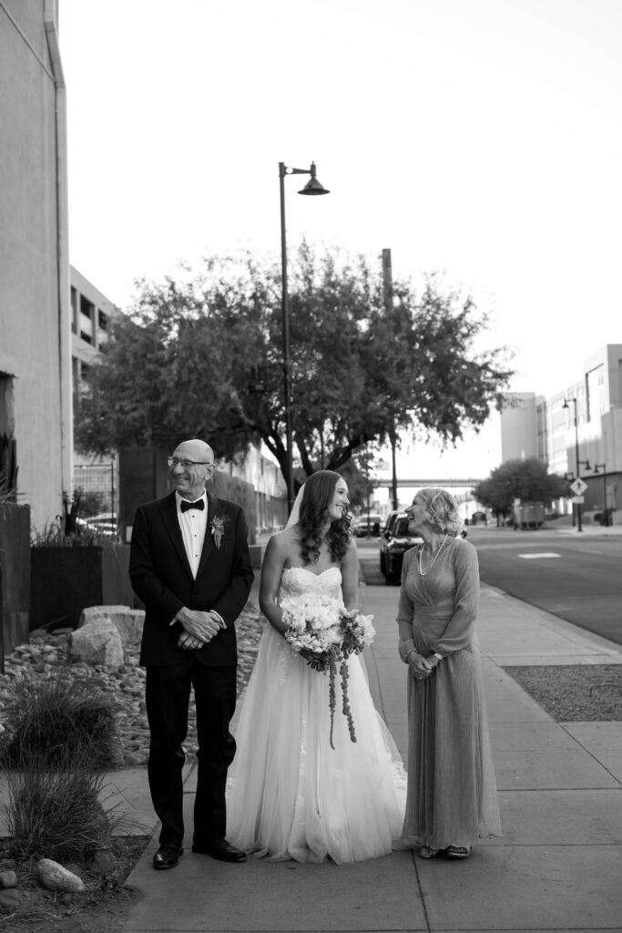 Modern Fall Wedding at The Icehouse in Downtown Phoenix