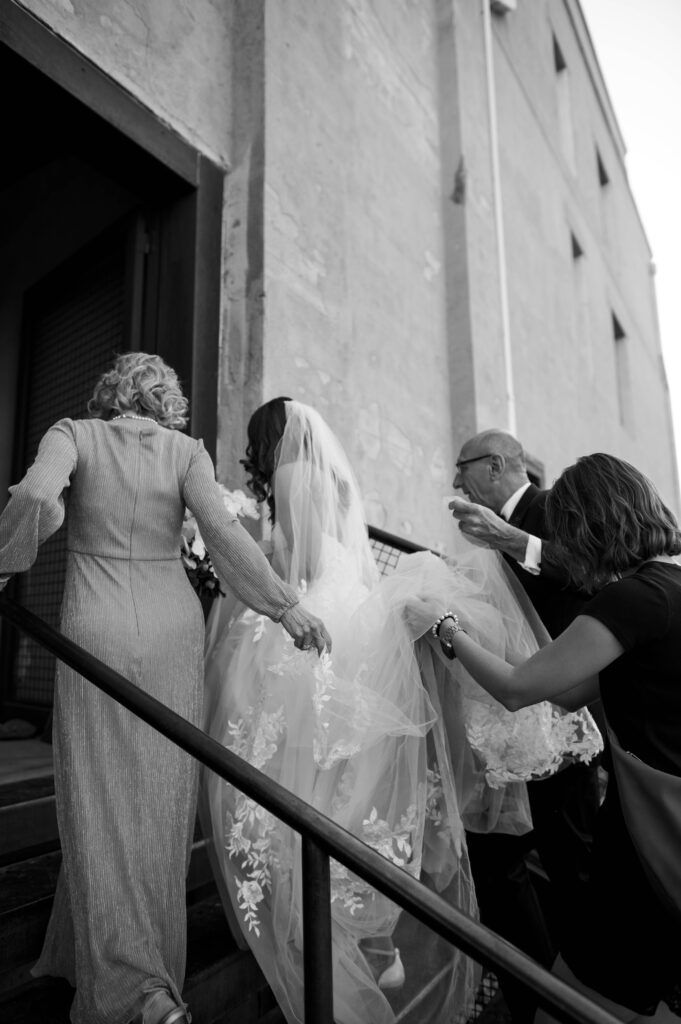 Modern Fall Wedding at The Icehouse in Downtown Phoenix