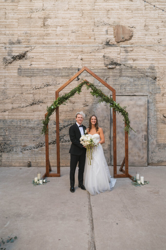 Modern Fall Wedding at The Icehouse in Downtown Phoenix