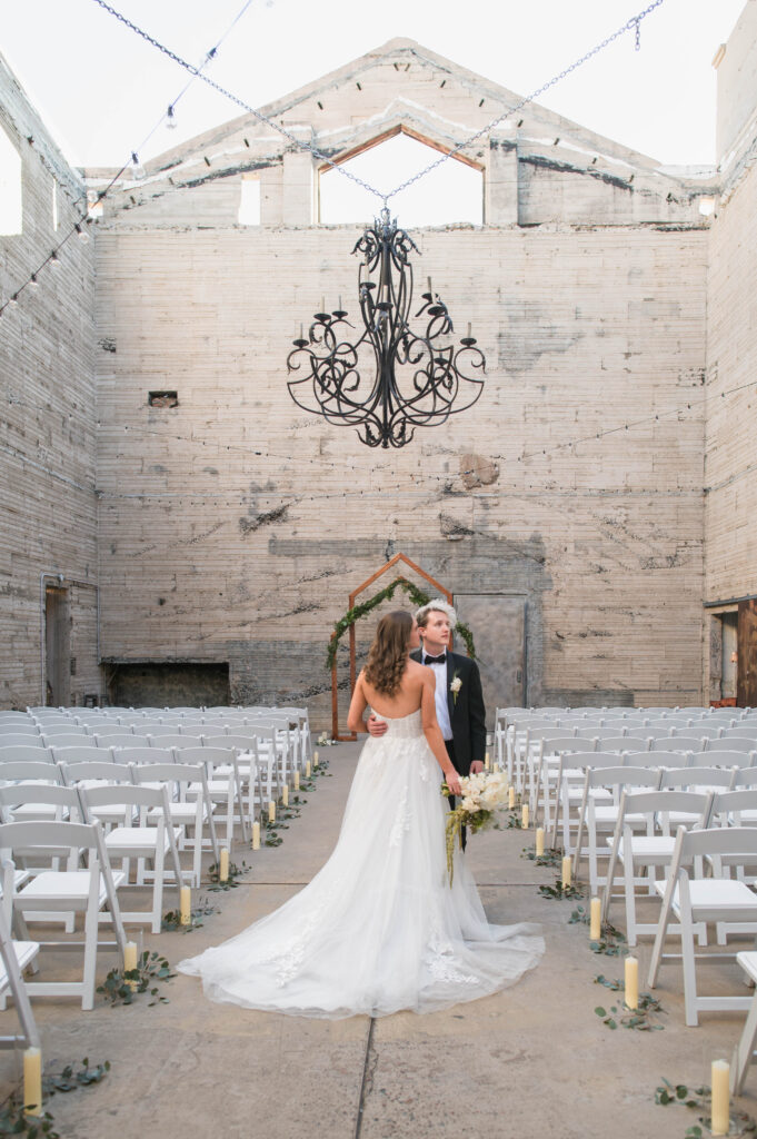 Modern Fall Wedding at The Icehouse in Downtown Phoenix
