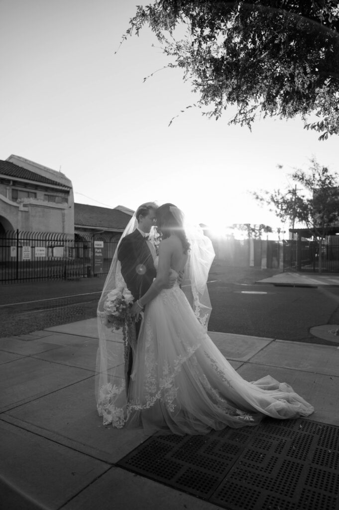 Modern Fall Wedding at The Icehouse in Downtown Phoenix