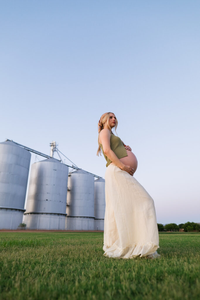 maternity photo in front of Silos in Gilbert AZ 