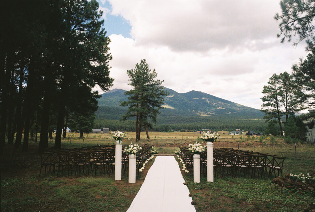 a timeless wedding in Flagstaff, Arizona